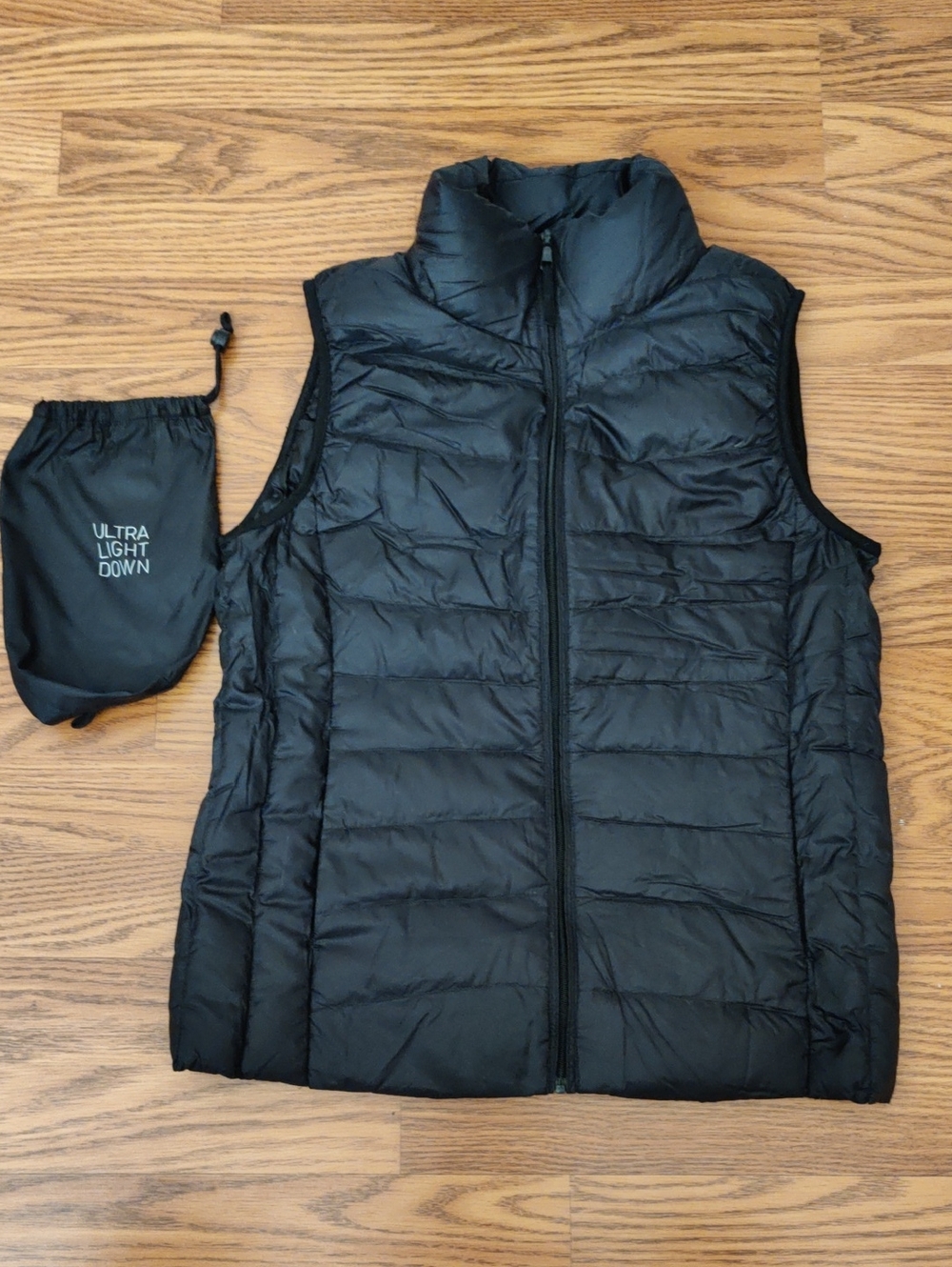 Uniqlo Women's Black Quilted Ultra Light Down Vest